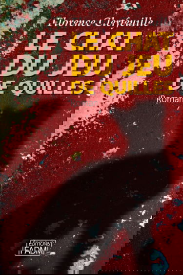 Le chat du jeu de quilles