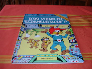 D'où viens-tu, Scrameustache ?
