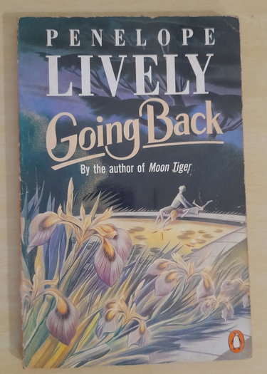 Couverture de Going Back
