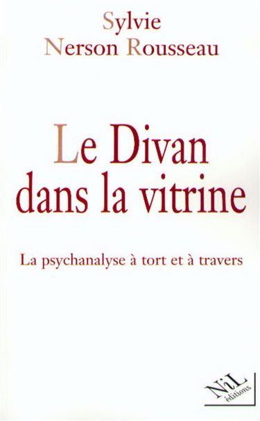 Le divan dans la vitrine
