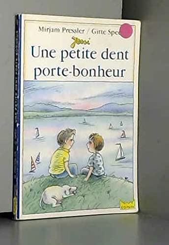 Couverture de Une petite dent porte-bonheur 010598
