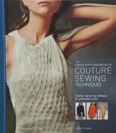 Couverture de Dressmaker's Handbook of Couture Sewing Techniques