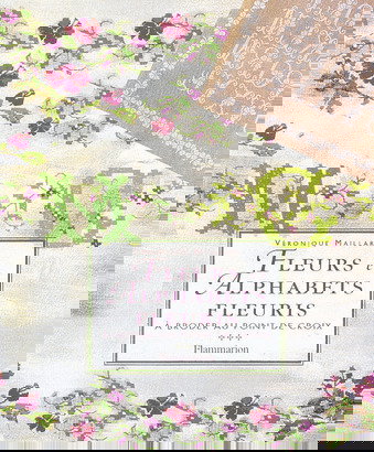 Fleurs et alphabets fleuris à broder au point de croix