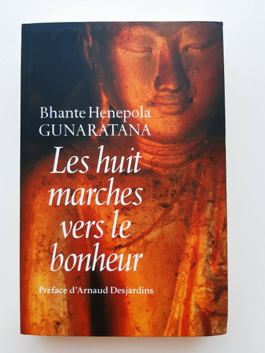 Couverture de LES HUIT MARCHES VERS LE BONHEUR
