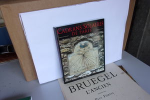 Les cadrans solaires de Paris