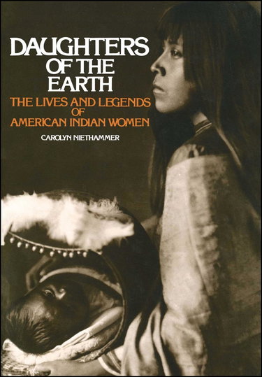 Couverture de Daughters of the Earth