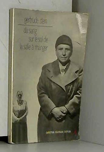 Du sang sur le sol de la salle à manger