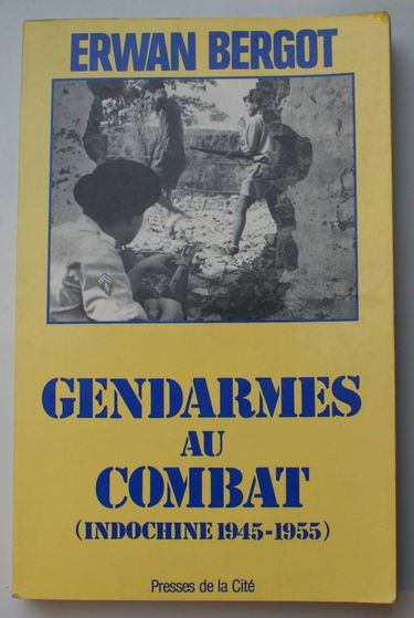 Gendarmes au combat