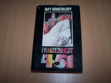 Couverture de Fahrenheit 451 par Ray Bradbury