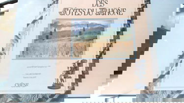 Le Grand livre des côtes du Rhône