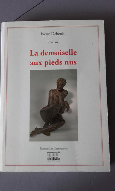 La demoiselle aux pieds nus