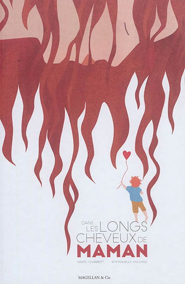 Dans les longs cheveux de maman