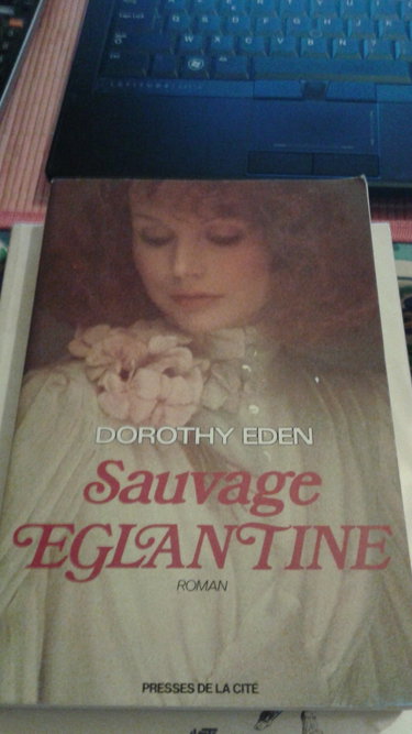 Couverture de Sauvage Églantine