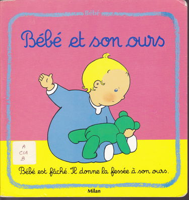 Bébé et son ours