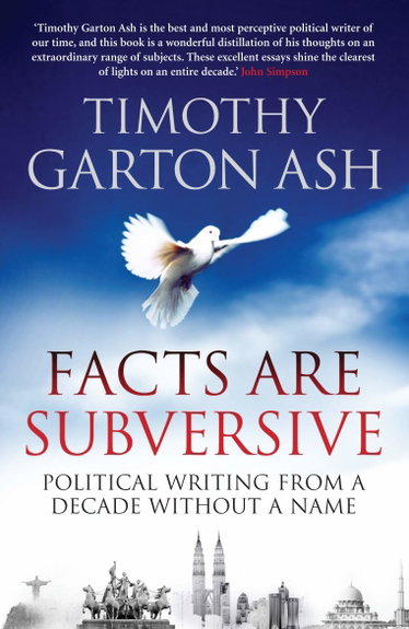 Couverture de Facts are Subversive: Political Writing from a Decade without a Name