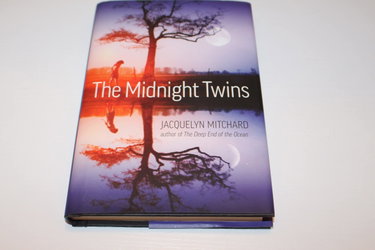 Couverture de The Midnight Twins