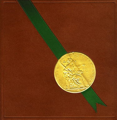 Les assassins Hors-Serie. Gilles de Rais - Petiot (Les grands proces de l histoire de France, Sous la direction de Claude Bertin). 287 pages