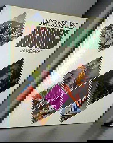 Encyclopédie Larousse des jeunes