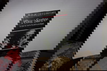 Pour Sartre : le jour où Sartre refusa le Nobel