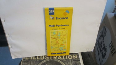 Couverture de Carte routière : Midi - Pyrénées, N° 235