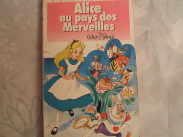 ALICE AU PAYS DES MERVEILLES