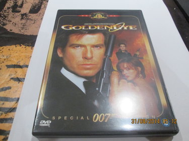 Couverture de goldenoeye