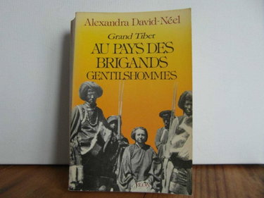 Couverture de Au pays des brigands gentilshommes par Alexandra David-Neel
