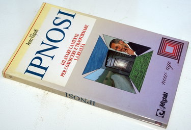 Couverture de Ipnosi. Dilatare la mente per conoscere e trasformare la realtà