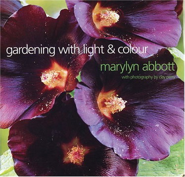 Couverture de Gardening With Light & Color