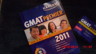 Couverture de Kaplan GMAT Premier 2011