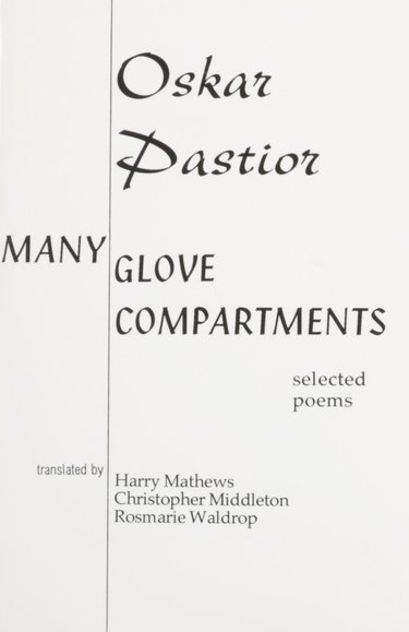 Couverture de Many Glove Compartments: Selected Poems