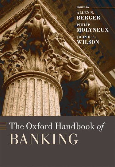 Couverture de The Oxford Handbook of Banking