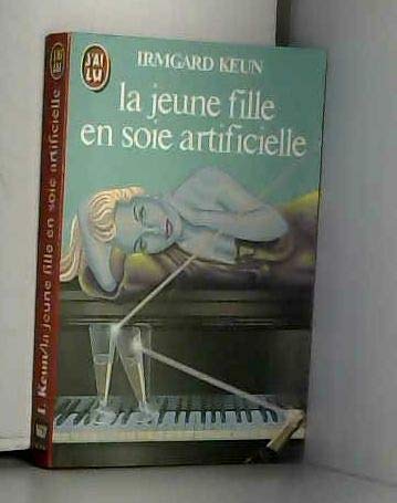 Jeune fille en soie artificielle *** (La)