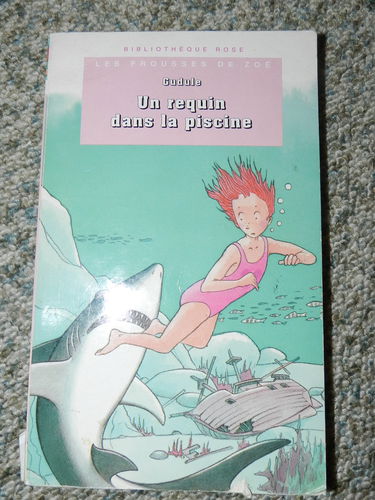 Un requin dans la piscine