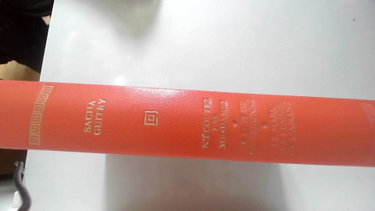 Couverture de OEuvres, tome 4 : N'Ecoutez pas mesdames ; Le Mot de Cambronne ; Le Mari, la femme et l'amant (coll° Les immortels chefs-d'oeuvre)