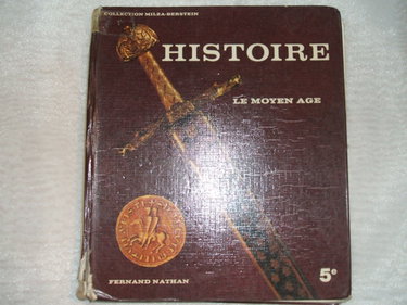Couverture de Histoire. classe de cinquieme. le moyen age.