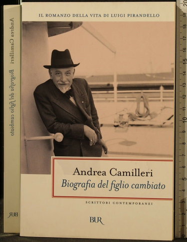 Couverture de Biografia Del Figlio Cambiato par Andrea Camilleri