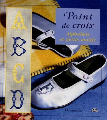 Couverture de Alphabets et petits motifs : points de croix par Frédérique Crestin-Billet