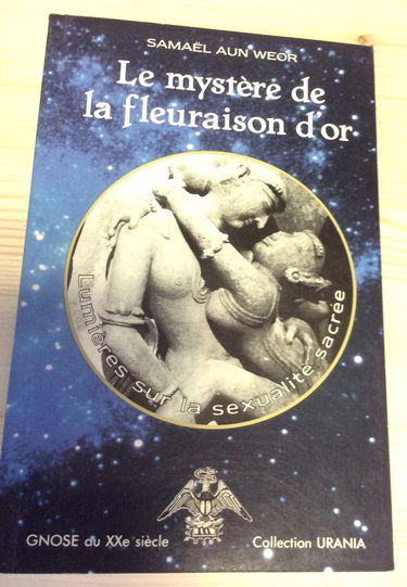 Le mystere de la fleuraison d'or