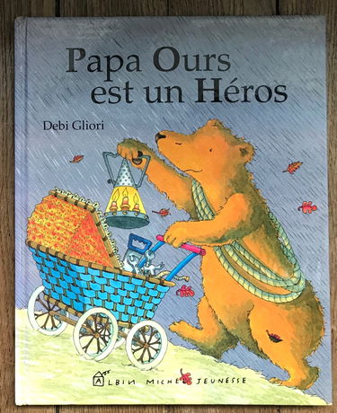 Papa ours est un héros