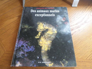 Couverture de Animaux marins exceptionnels par Collectif