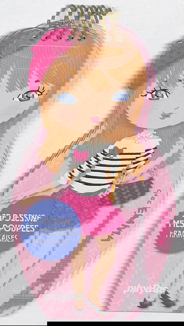 Je dessine mes poupées françaises avec Emma