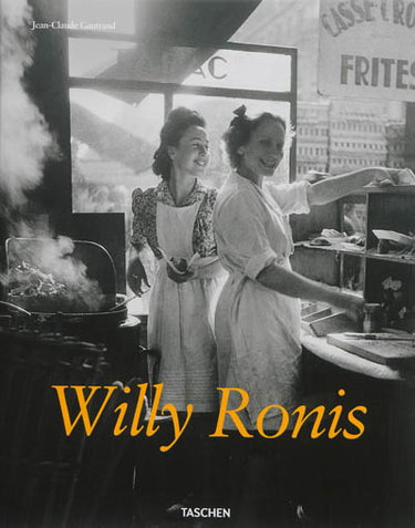 Couverture de Willy Ronis, 1910-2009 : instants dérobés. Willy Ronis, 1910-2009 : gestohlene Augenblicke. Willy Ronis, 1910-2009 : stolen moments