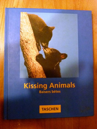 Baisers bêtes. Kissing animals