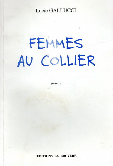 FEMMES AU COLLIER