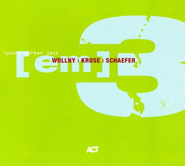 Couverture de {Em} 3 par Wollny