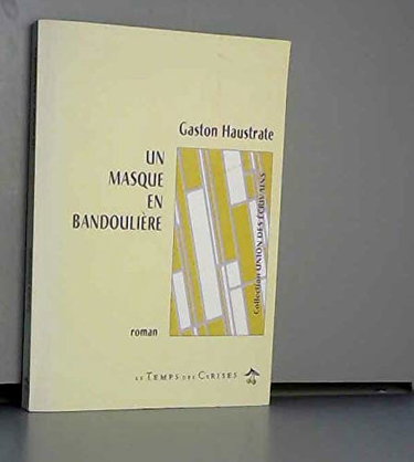 Un masque en bandoulière