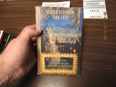 Couverture de The Salterton Trilogy: Tempest-Tost;Leaven of Malice;a Mixture of Frailties par Robertson Davies