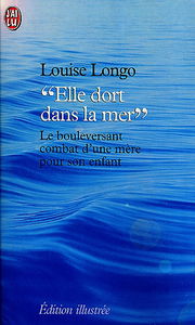 Elle dort dans la mer