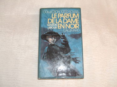 Le Parfum de la Dame en Noir